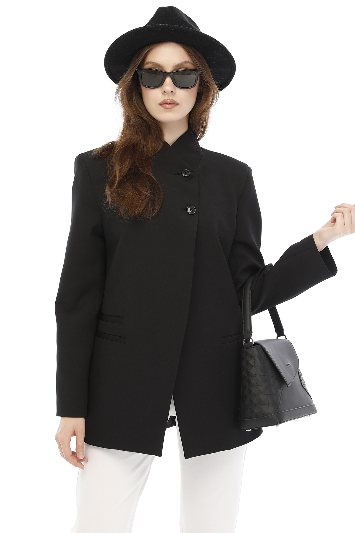 Temiz Kesim Asimetrik Blazer — görsel 3